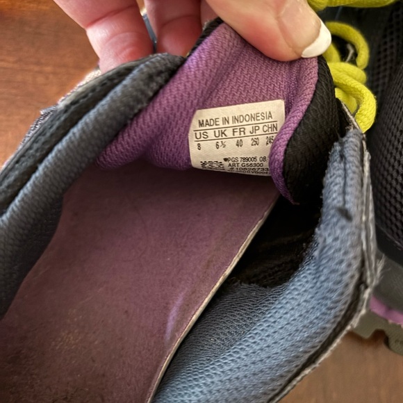 Adidas Women's Black and Purple Trail Shoes - Picture 8 of 8